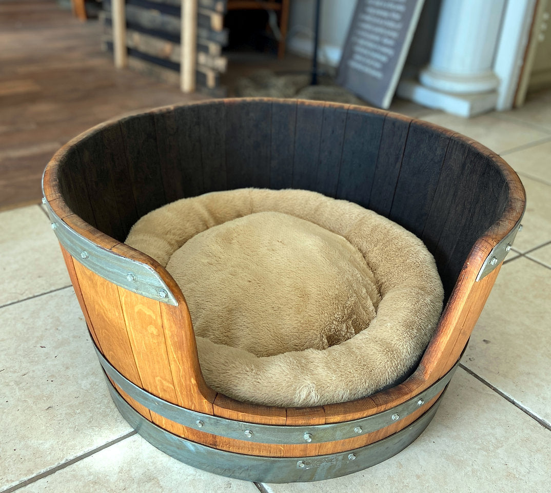 barrel bed bed with cusion